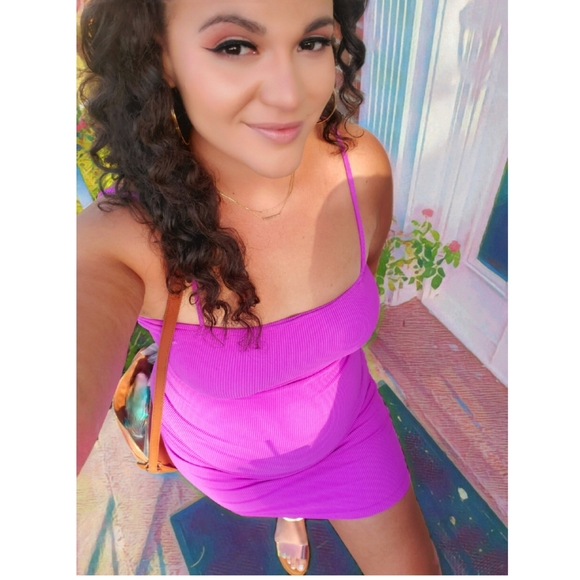 Meet your POSHER ℳ𝓲𝐜ん𝑒ℓℓ𝑒🖤🧿 - Picture 8 of 16